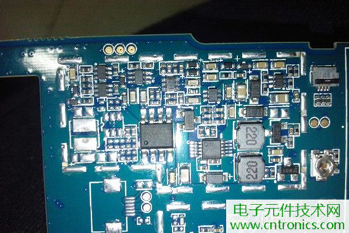 不怕摔的電紙書！一款柔性屏電子書閱讀器拆解