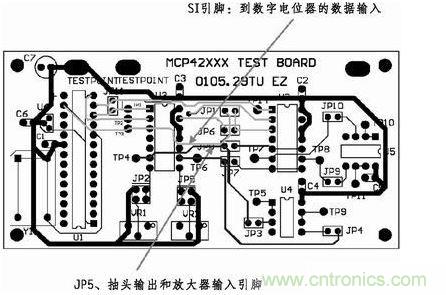這是對圖2所示電路的第一次布線嘗試。此配置在模擬線路上產(chǎn)生不規(guī)律的噪聲，這是因?yàn)樵谔囟〝?shù)字走線上的數(shù)據(jù)輸入碼隨著數(shù)字電位器的編程需求而改變。
