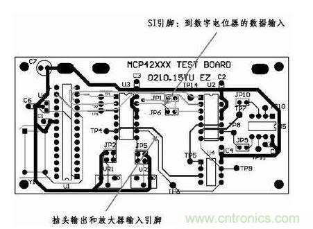 采用這種新的布線，將模擬線路和數(shù)字線路隔離開了。增大走線之間的距離，基本消除了在前面布線中造成干擾的數(shù)字噪聲。