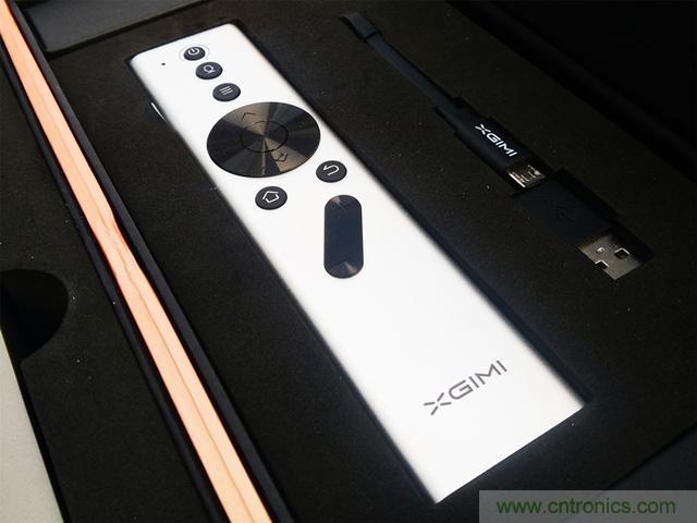 無屏電視時代已然來臨，客廳你做好準(zhǔn)備了嗎？